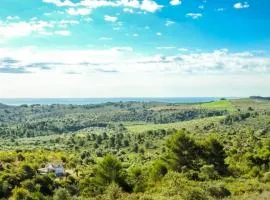 FarmSKY 1 Double or Single Bedroom at WILD SPIRIT Eco Farm