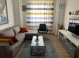 Kelly's Cozy Hideaway - Central Tirana