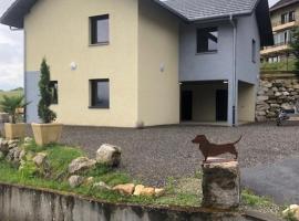 TUAMOTU - Location 3 Chambres le Bourget du Lac Chambéry, hotel en Le Bourget-du-Lac