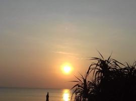 Black Forest Beach Resort, hotel s jacuzzi v destinaci Nilaveli