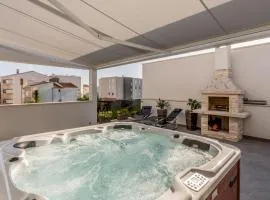 Cozy Apartment In Strozanac With Wifi