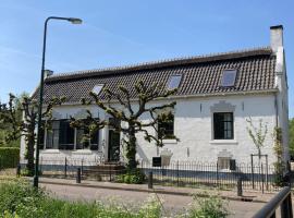 Beautiful renovated Farmhouse