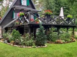 Domek letniskowy nad jeziorem, Mazury, hotel em Teerau