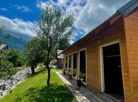 Lazer Çardaku Guest House