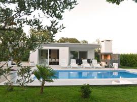 Široki Brijeg에 위치한 호텔 Holiday Home Maslina