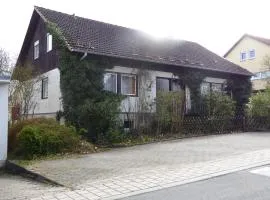 Einfaches Haus direkt in Bayreuth