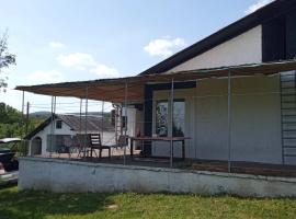 Kuća za odmor Fruška gora, ξενοδοχείο σε Prnjavor