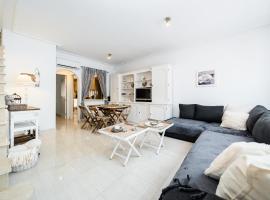 Bungalow La Zenia cerca de la playa, hotel in Orihuela