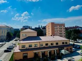 4 hotel in Brezovica Commune