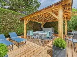 Domaine du Gros Chêne - terrasses avec jacuzzis privatifs
