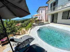 villa ipnotica - panoramic views plus exquisite pool - sleeps 7 - very stylish