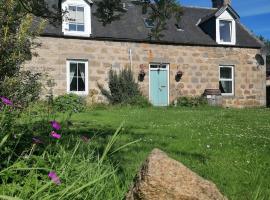 Aberlour Cottages - Bolthole & Retreat, hotel din Aberlour