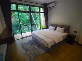 Forest Face Lodge