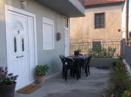 Roula Apartment