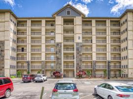 Mountain View Condo2 Kings, Pools & Balcony, hotel in Pigeon Forge