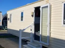A fully equiped caravan Marton mere haven