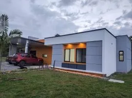 Casa Arbórea - Casa Campestre con piscina