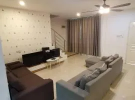 Ting Bintulu Homestay