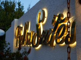 Phellos Suites Boutique Hotel, hotel v destinaci Sile