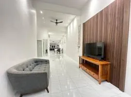 Jk Home 12Pax 500Mbps 10Beds 4BathR 2Carparks