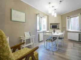 Awesome Apartment In Carro With Wifi