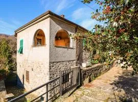 Awesome Home In Castagnetoli