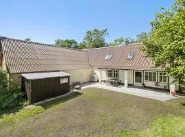 Stunning Home In Ranum With Wifi