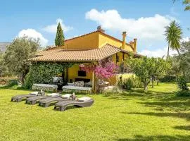 Pet Friendly Home In Astros Arkadia