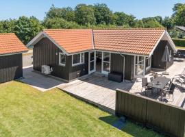 Amazing Home In Haderslev With Sauna, hotel v destinaci Haderslev