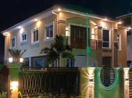 The Royal Haven Herstelling GY, hotel i Nismes