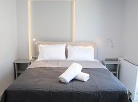 Golden Sand Suites, hotell sihtkohas Anavissos
