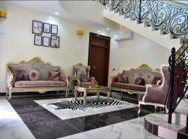 Résidence Chérel 'NEW', hotel v destinaci Yaoundé