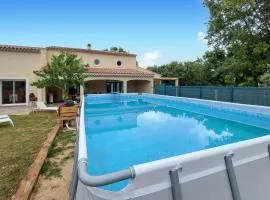 3 Bedroom Stunning Home In Regusse