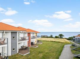 Gudhjem Søpark Lejl 4, hotel i Gudhjem