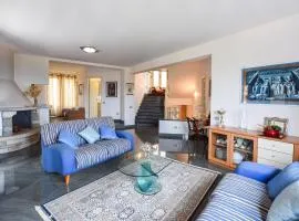 Amazing Home In Reggio Calabria