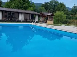 Motel Maks