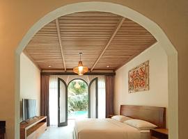 Casa De Ozora, hotel di Munggu