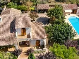 Amazing Home In Beaumont-De-Pertuis