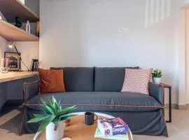 Athinais Urban Living 1 just 2 minutes From The Port