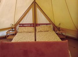 Glamping C Selva Tenda Quercia, campsite in Piano Porlezza