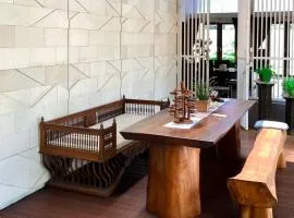 the allegras house medan