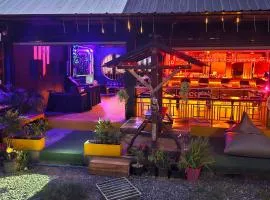 MBAR HOSTEL HAAD RIN