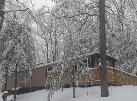 The Gem of Raystown Lake, hotel in Hesston