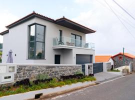 Paradise views - Pereira House, hotel in Arco da Calheta