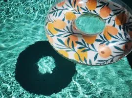 Studio de charme en Provence, piscine et jacuzzi partagés