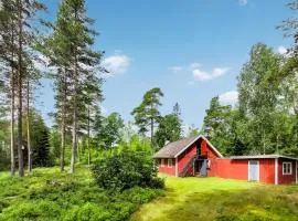 Nice Home In Annerstad With Wifi