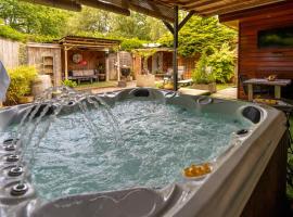 Drents Genieten - Ericaheide met priv&eacute; sauna en jacuzzi, hotel com spa em Erm
