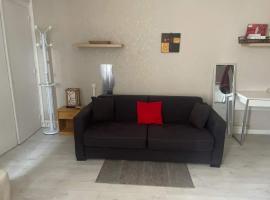 Le cocon aixois, hotel in Aix-les-Bains