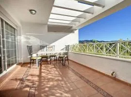 a beautiful and tranquil apartment in the heart of marbella