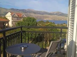 Anna's Apartment 4 - Sea View stay for 3 in Lixouri